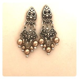 Hand crafted earrings made in Thailand 🇹🇭